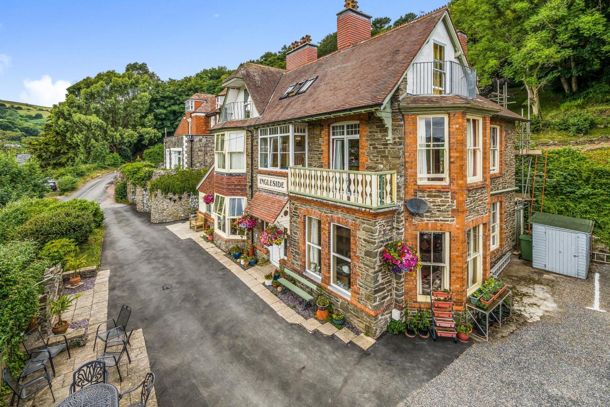 Ingleside Guest house 4*